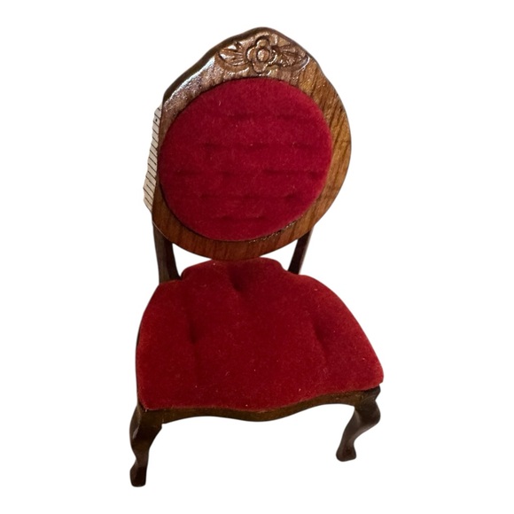 Vintage miniature Victorian-style dollhouse chair - Picture 3 of 4